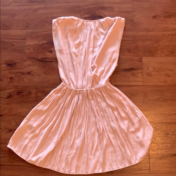Aritzia Light pink Wilfred dress - Picture 4 of 4